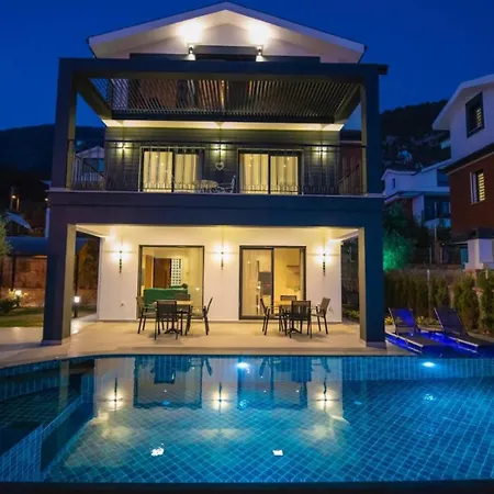 Oludeniz 3 Bedroom - 8986 Фетхие